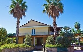Aparthotel Oasi Del Cilento  3*